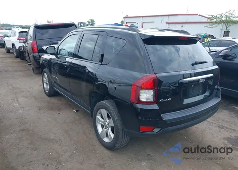 2017 Jeep Compass Latitude 4X4 from USA, damaged, VIN 1C4NJDEB4HD205233